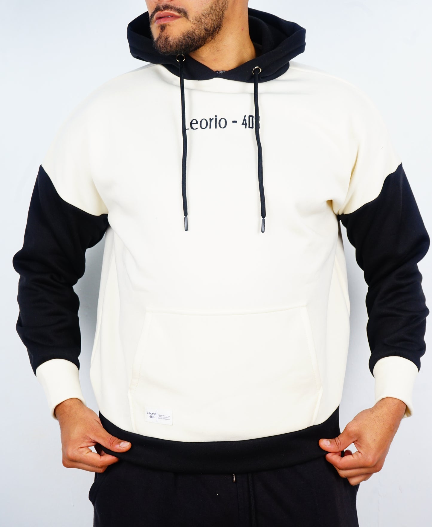 HOODIE WHITE&BLACK