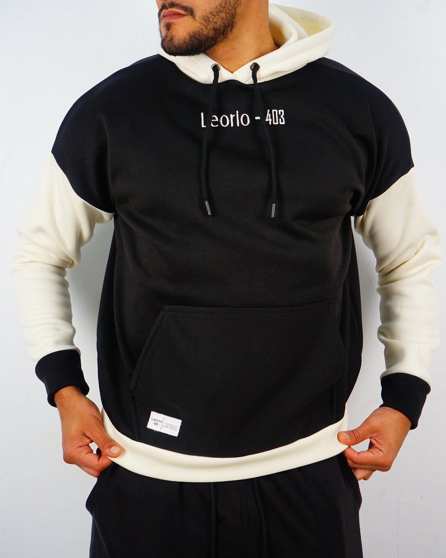 HOODIE BLACK&WHITE